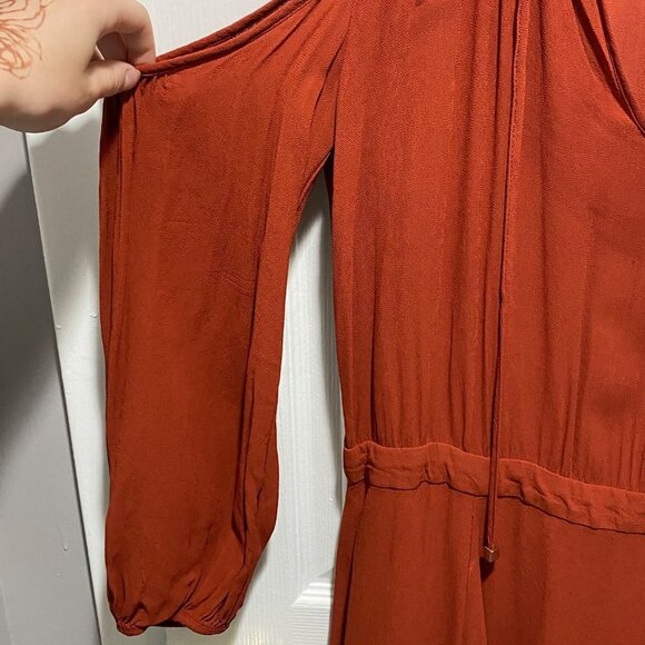 Zara Woman Red Cold Shoulder V-neckline Tunic Blouse   Keyhole Open Back Size M - Picture 2 of 8